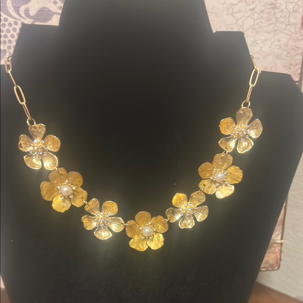 Gold tone Statement Floral Necklace